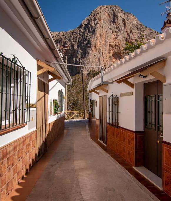 La Barberia De Miguel Villa El Chorro Buitenkant foto